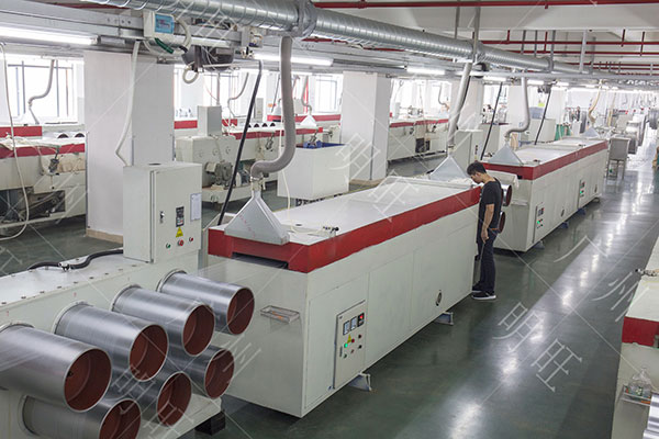 塑膠小笛视频污污污污製品廠